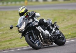 Avon Tyres’ın Yeni Storm X-M lastikleri Castle Combe Pisti’nde !